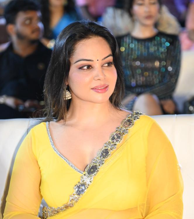 Mom Film Production’s Founder, Zaara Khan: A Journey of Passion and Vision